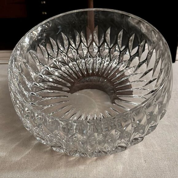 Vintage Avitra Williamsburg 8" round bowl heavy crystal - Picture 5 of 6